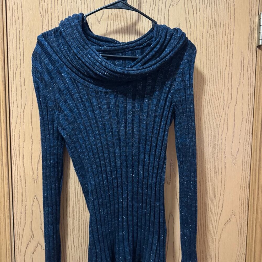 Apt. 9 fited cowl sweater size Small❤️